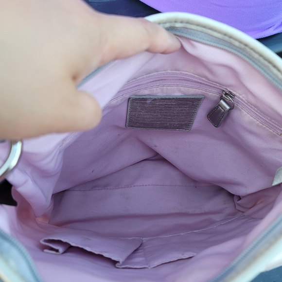 Coach Signature Canvas Kyra Daisy Crossbody Bag - Picture 15 of 16